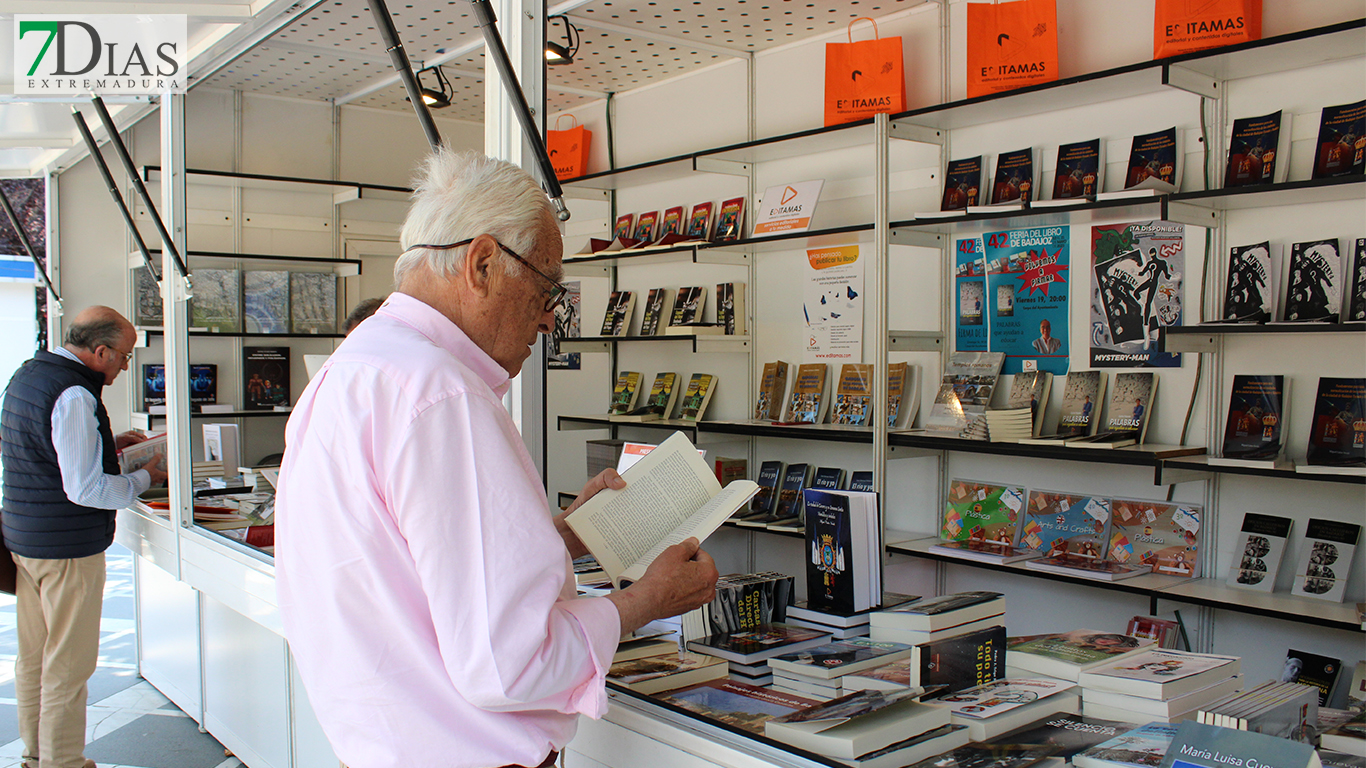 REPOR - La feria de libro de Badajoz, un lugar de ocio para todas las edades