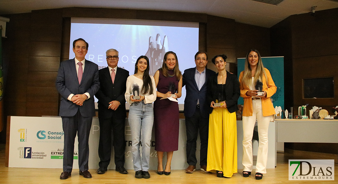 Entregan los premios &#39;Extremadura es futuro&#39;