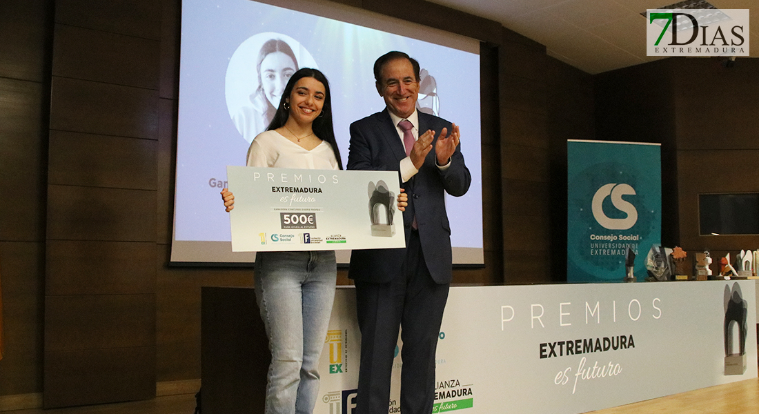 Entregan los premios &#39;Extremadura es futuro&#39;