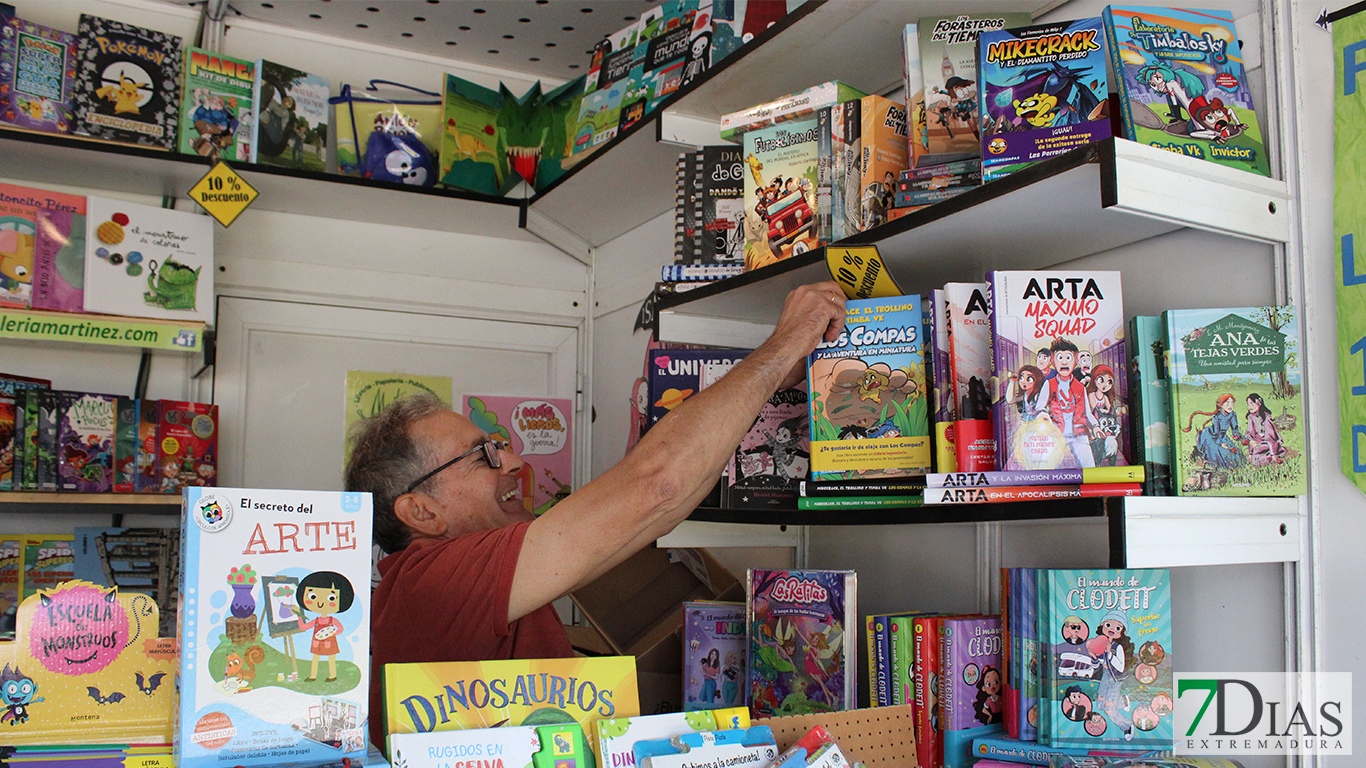 REPOR - La feria de libro de Badajoz, un lugar de ocio para todas las edades