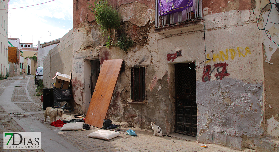 Cabezas: &quot;Badajoz es la única capital de provincia que no tiene recuperado su casco histórico&quot;