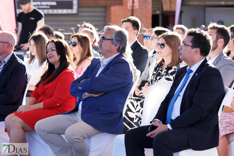 cambiar titular: Inauguración Salón del Jamón Jerez de los Caballeros