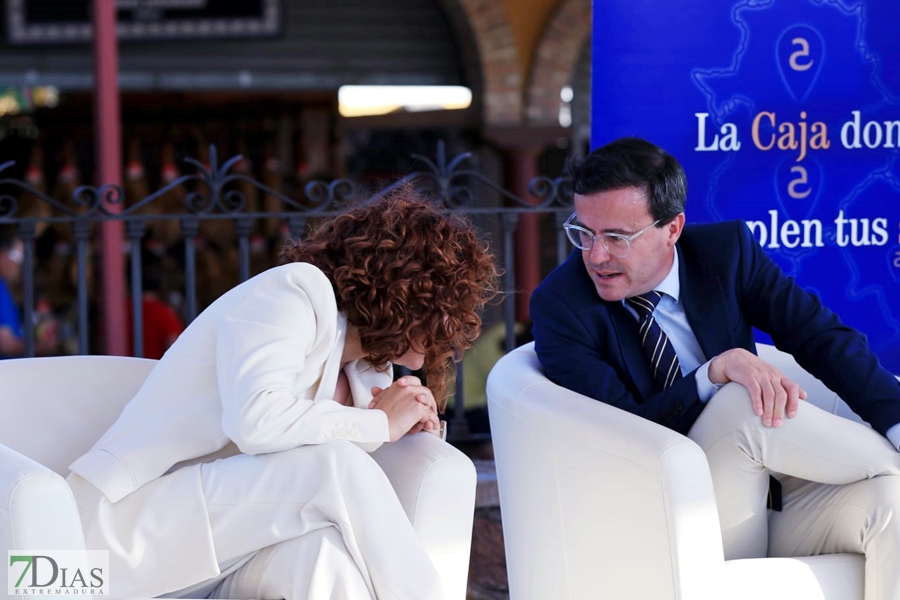 cambiar titular: Inauguración Salón del Jamón Jerez de los Caballeros