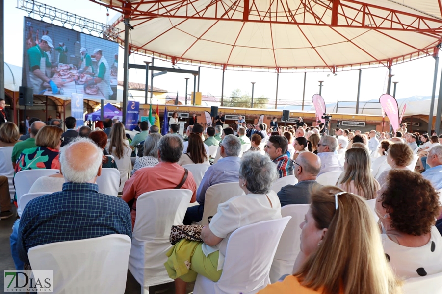 cambiar titular: Inauguración Salón del Jamón Jerez de los Caballeros