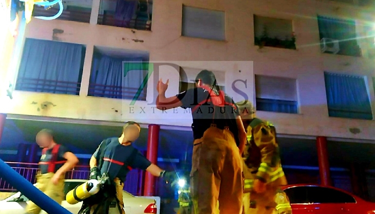 Incendio de vivienda esta madrugada en Badajoz