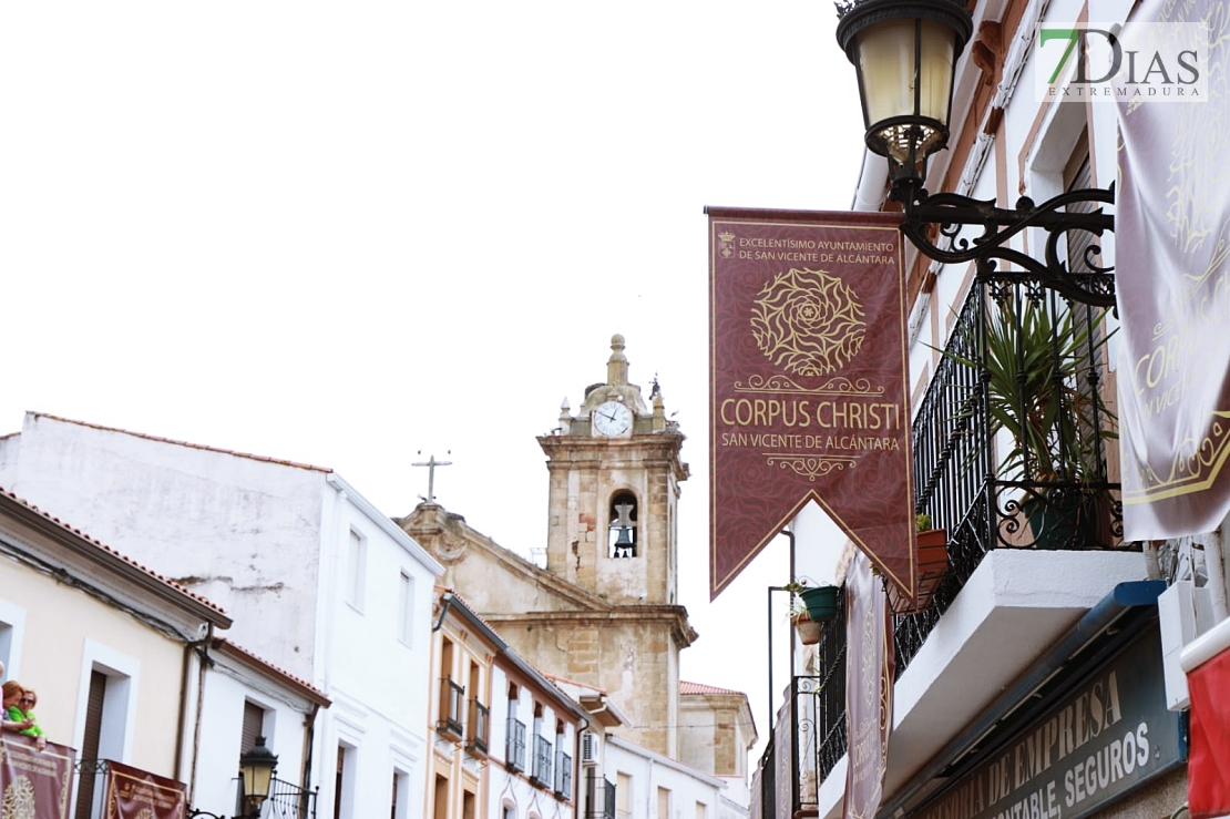 Imágenes del Corpus Christi en San Vicente de Alcántara 2023