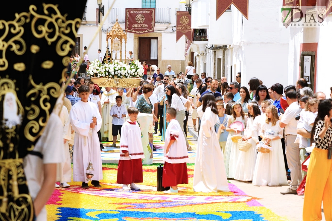 Imágenes del Corpus Christi en San Vicente de Alcántara 2023