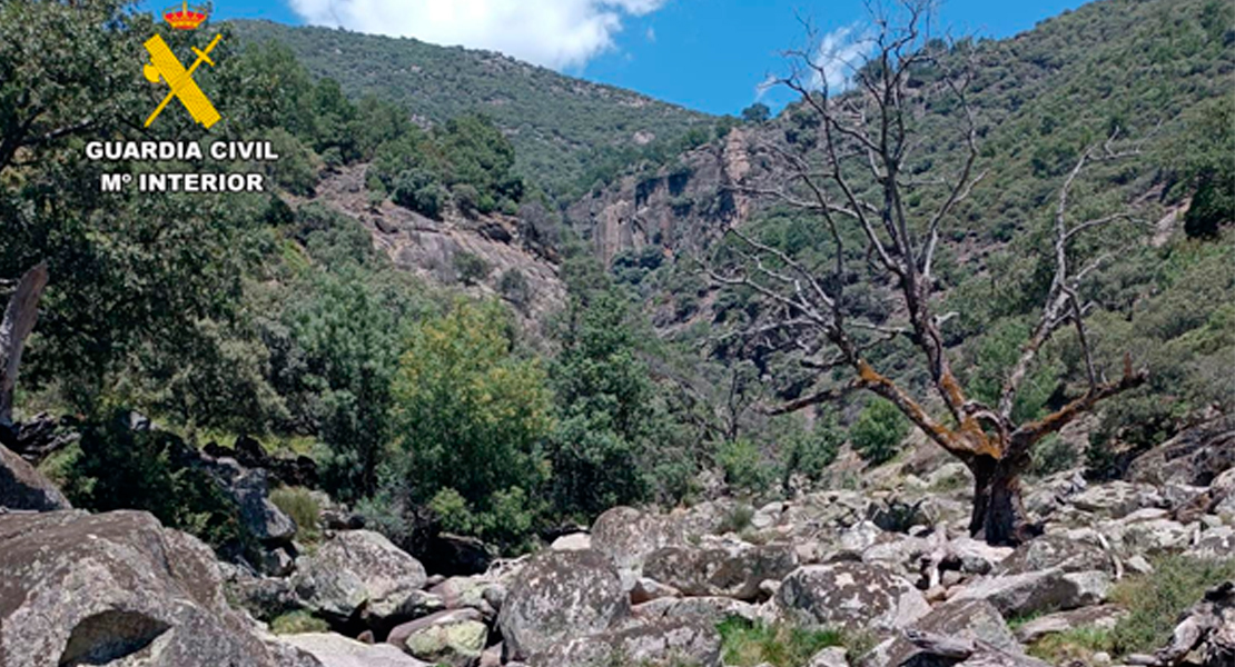 Pasa la noche perdido en un barranco de La Vera (Cáceres) sin poder pedir ayuda