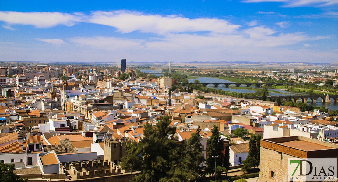 Aprueban por unanimidad convertir a Badajoz en municipio de gran población