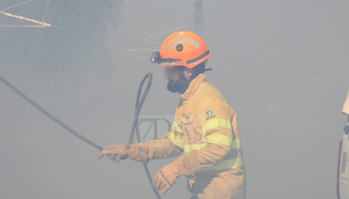 REPOR: Imágenes que deja el incendio forestal de la EX-209