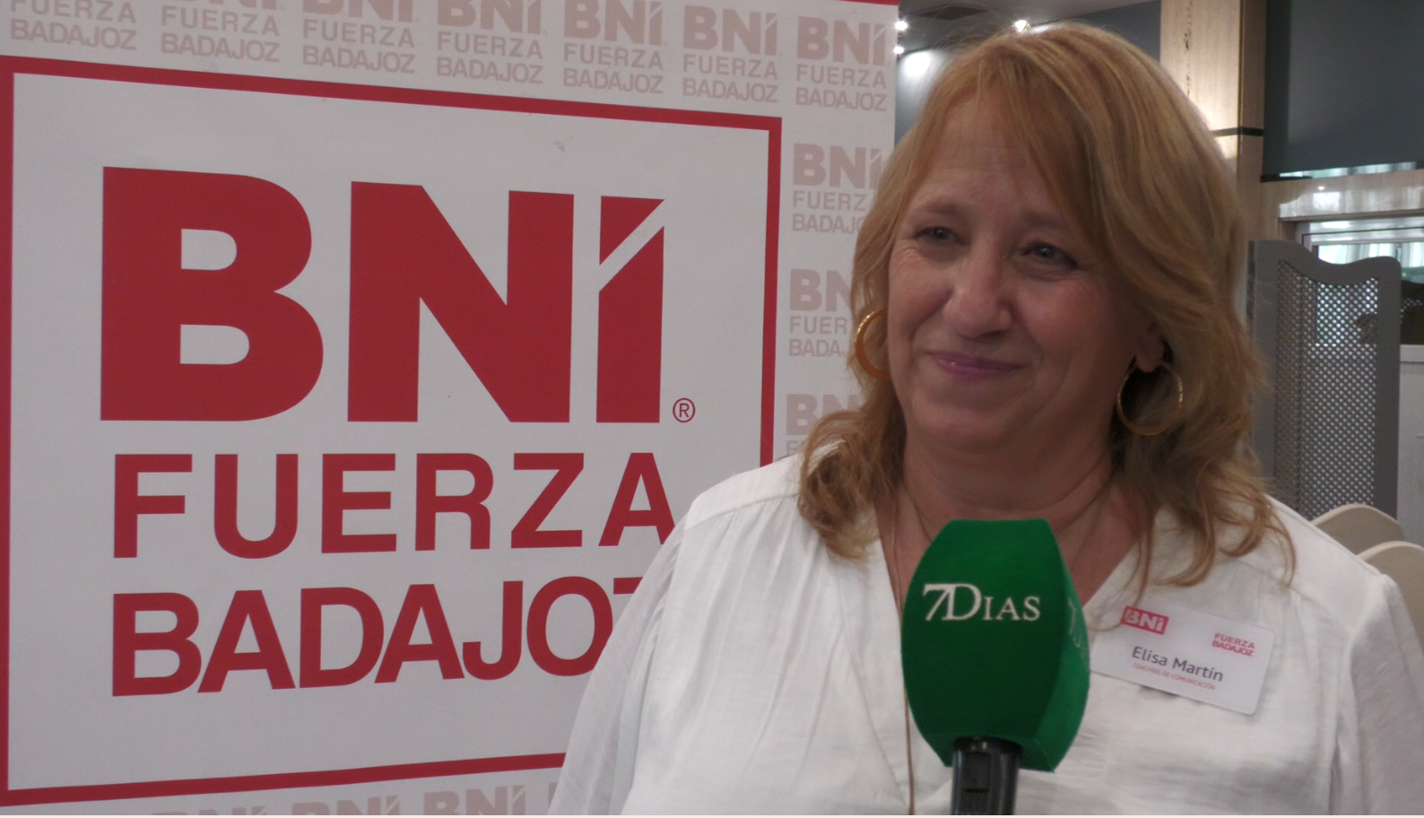 Elisa Martín: &quot;Tenemos que aprender a comunicarnos con nosotros mismos&quot;