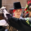 La Plaza de España testigo de la multiculturalidad del folklore