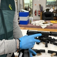 La Guardia Civil da un golpe al tráfico internacional de armas