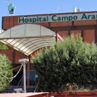 Dos jóvenes acaban en el hospital por una salida de vía en Extremadura