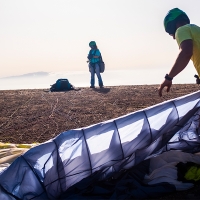 Una persona sufre un accidente con un parapente en Extremadura