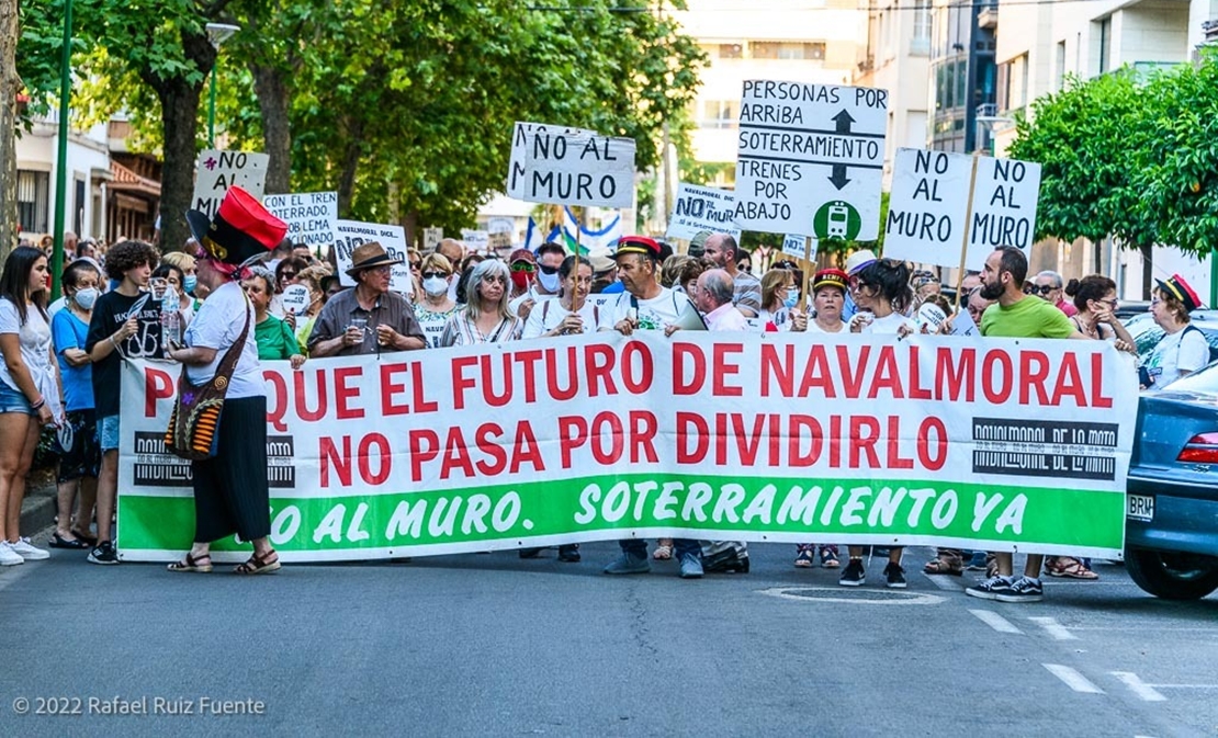 No al muro, Sí al bulevar de Navalmoral de la Mata pide frenar la destrucción de la localidad