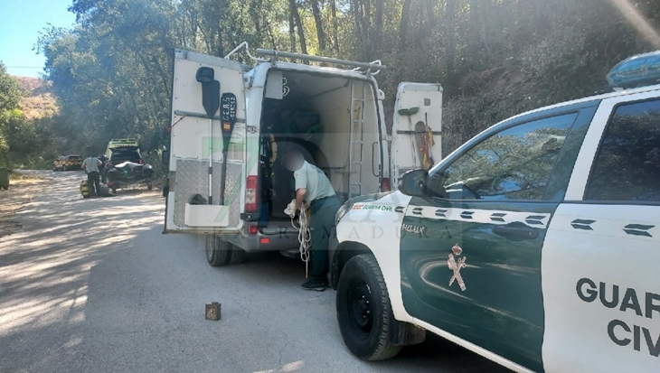 Los GEAS rescatan sin vida a dos jóvenes desaparecidos en aguas interiores