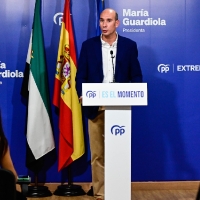 El PP increpa al PSOE por no conceder ni &quot;100 días de cortesía&quot; al gobierno regional