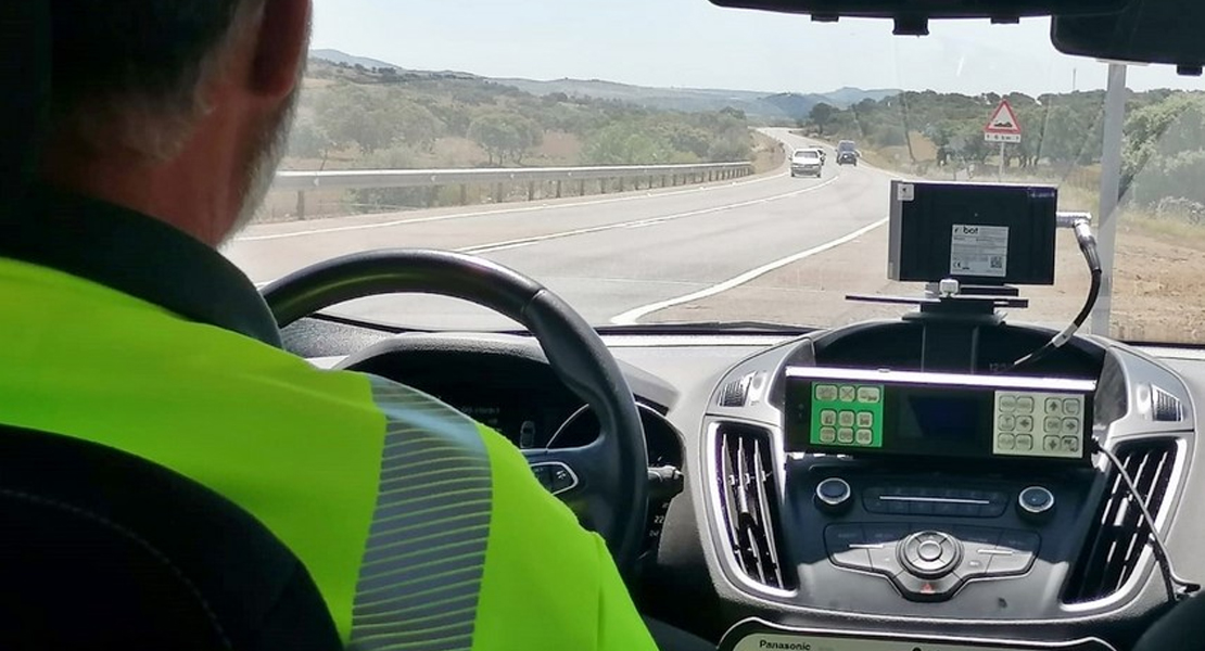 Un pacense pillado conduciendo a 179 km/h en una vía de 80