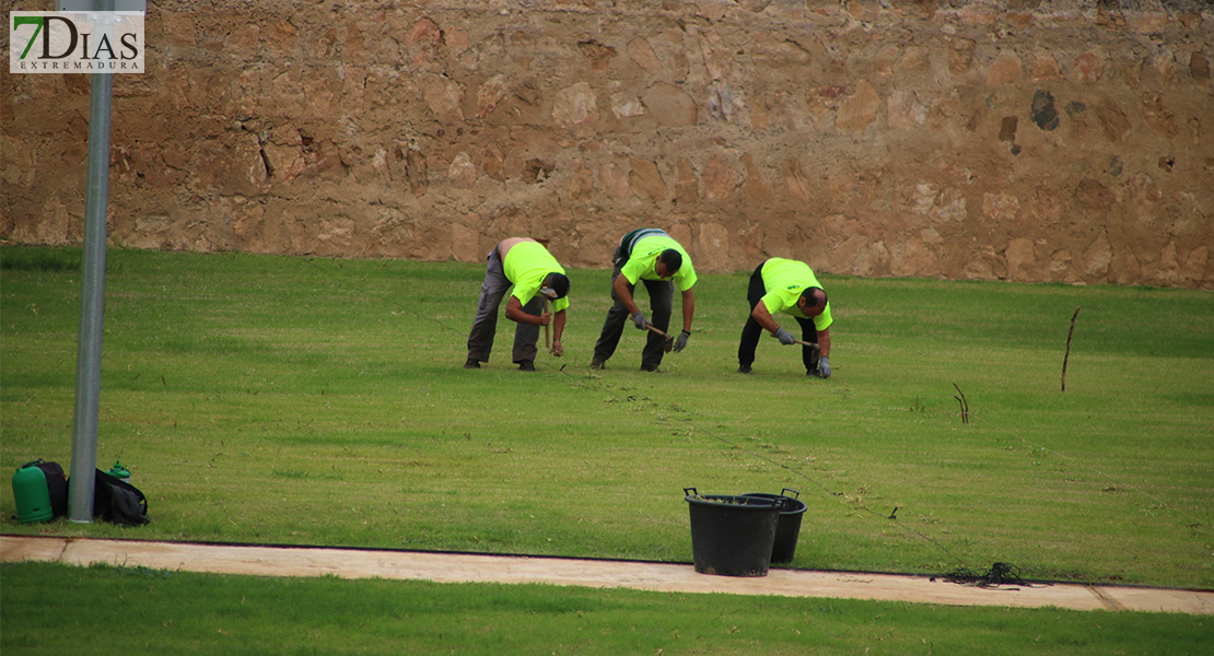 REPOR - Ya pasean los primeros pacenses por el nuevo corredor verde de Badajoz