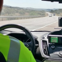 Un pacense pillado conduciendo a 179 km/h en una vía de 80