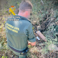 La Guardia Civil desactiva un proyectil de la Guerra Civil en una finca extremeña