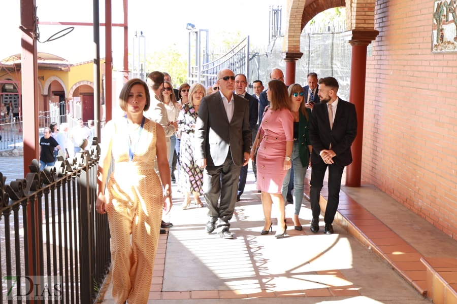 REPOR - Imágenes de la inauguración de la I Feria Cofrade en Jerez de los Caballeros