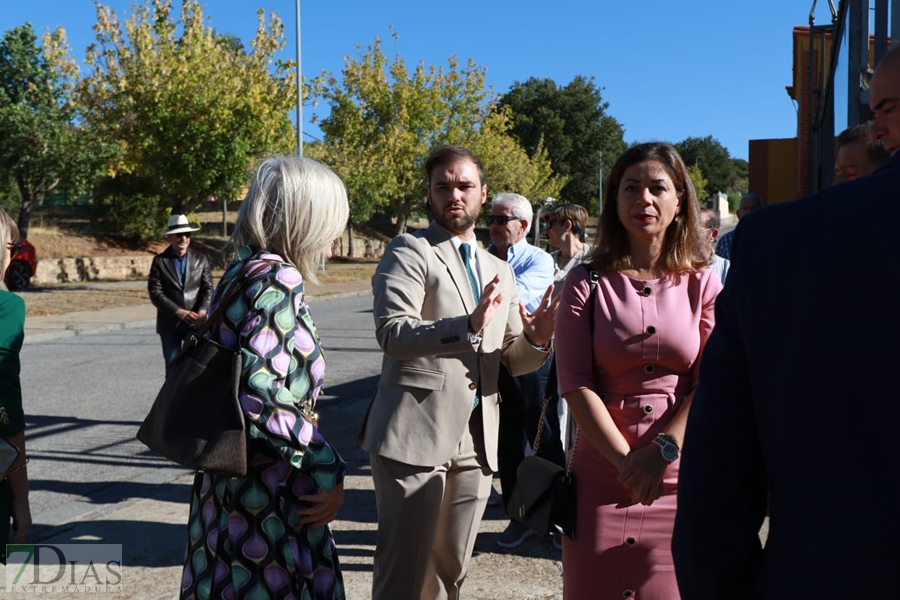 REPOR - Imágenes de la inauguración de la I Feria Cofrade en Jerez de los Caballeros