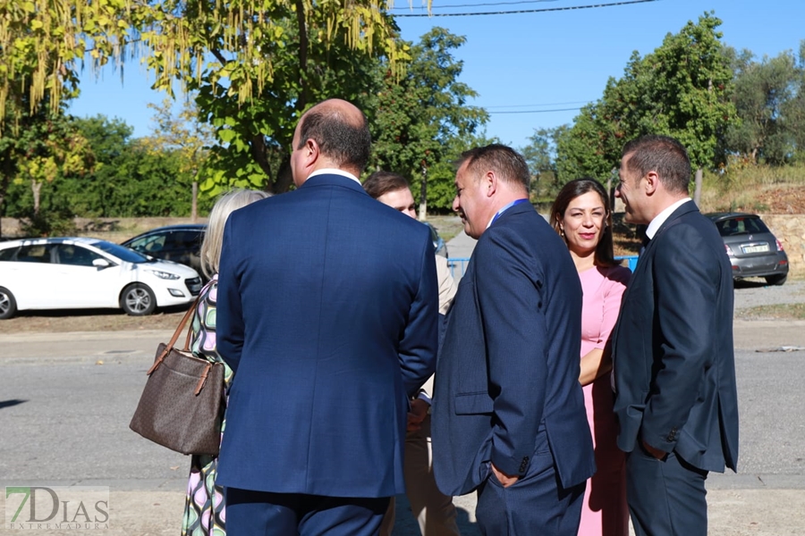 REPOR - Imágenes de la inauguración de la I Feria Cofrade en Jerez de los Caballeros