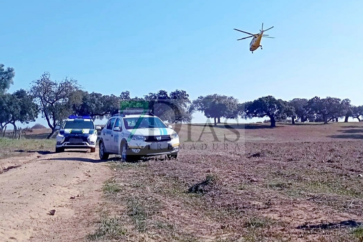 Grave tras un accidente de moto en un camino rural extremeño