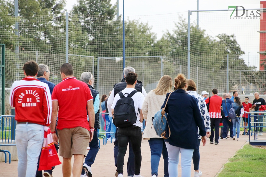 REPOR: Gran ambiente en el partido entre las leyendas del Atlético de Madrid y los veteranos del C.D. Badajoz