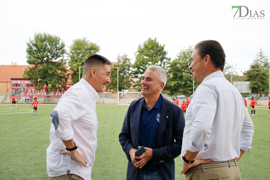 REPOR: Gran ambiente en el partido entre las leyendas del Atlético de Madrid y los veteranos del C.D. Badajoz