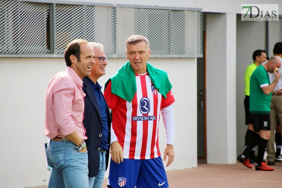 REPOR: Gran ambiente en el partido entre las leyendas del Atlético de Madrid y los veteranos del C.D. Badajoz