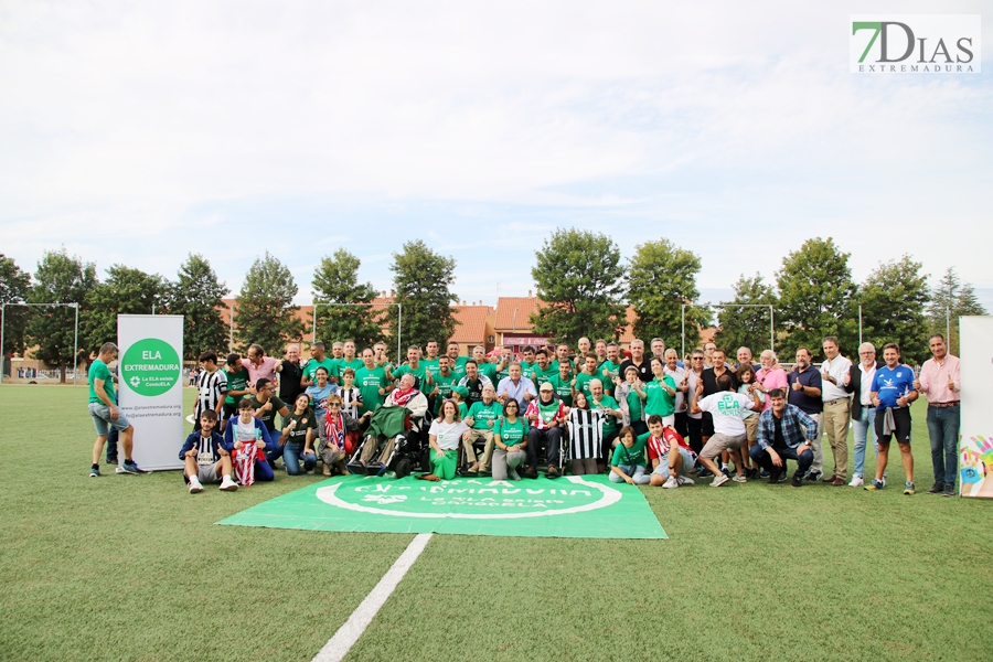 REPOR: Gran ambiente en el partido entre las leyendas del Atlético de Madrid y los veteranos del C.D. Badajoz