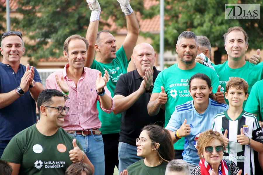 REPOR: Gran ambiente en el partido entre las leyendas del Atlético de Madrid y los veteranos del C.D. Badajoz