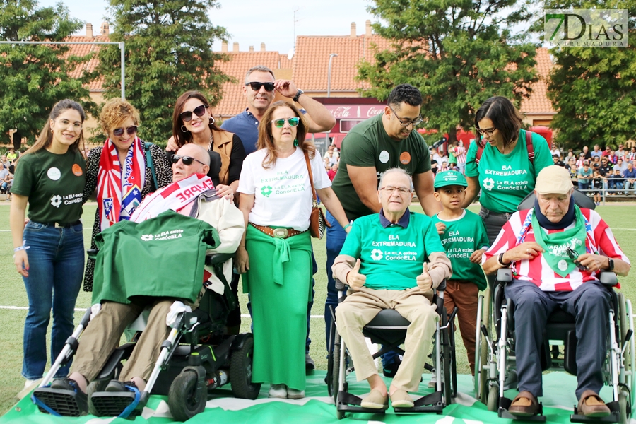 REPOR: Gran ambiente en el partido entre las leyendas del Atlético de Madrid y los veteranos del C.D. Badajoz