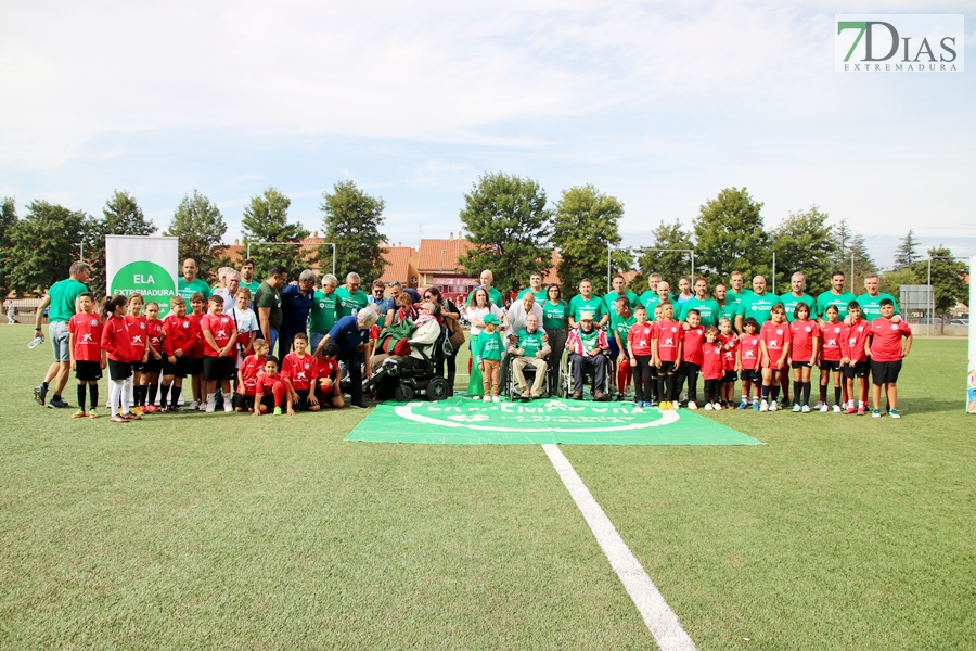 REPOR: Gran ambiente en el partido entre las leyendas del Atlético de Madrid y los veteranos del C.D. Badajoz