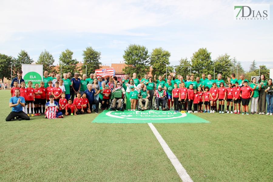 REPOR: Gran ambiente en el partido entre las leyendas del Atlético de Madrid y los veteranos del C.D. Badajoz