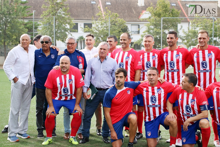 REPOR: Gran ambiente en el partido entre las leyendas del Atlético de Madrid y los veteranos del C.D. Badajoz