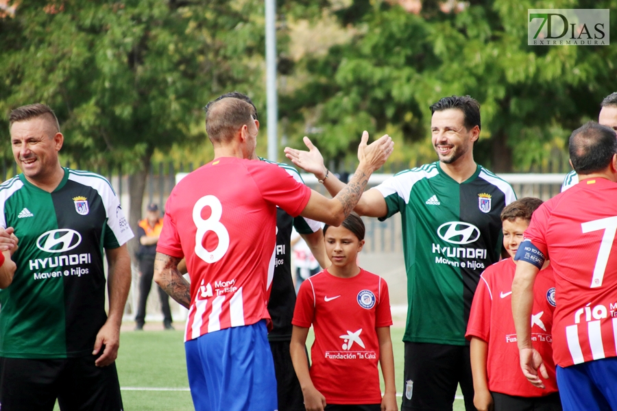 REPOR: Gran ambiente en el partido entre las leyendas del Atlético de Madrid y los veteranos del C.D. Badajoz