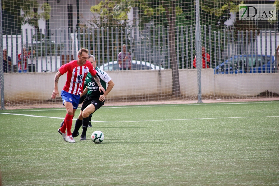 REPOR: Gran ambiente en el partido entre las leyendas del Atlético de Madrid y los veteranos del C.D. Badajoz