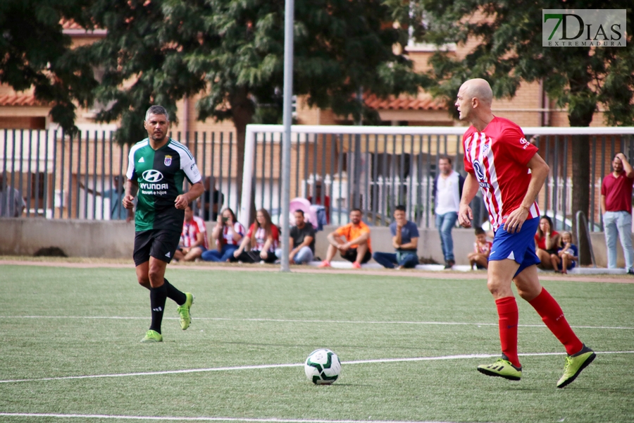 REPOR: Gran ambiente en el partido entre las leyendas del Atlético de Madrid y los veteranos del C.D. Badajoz