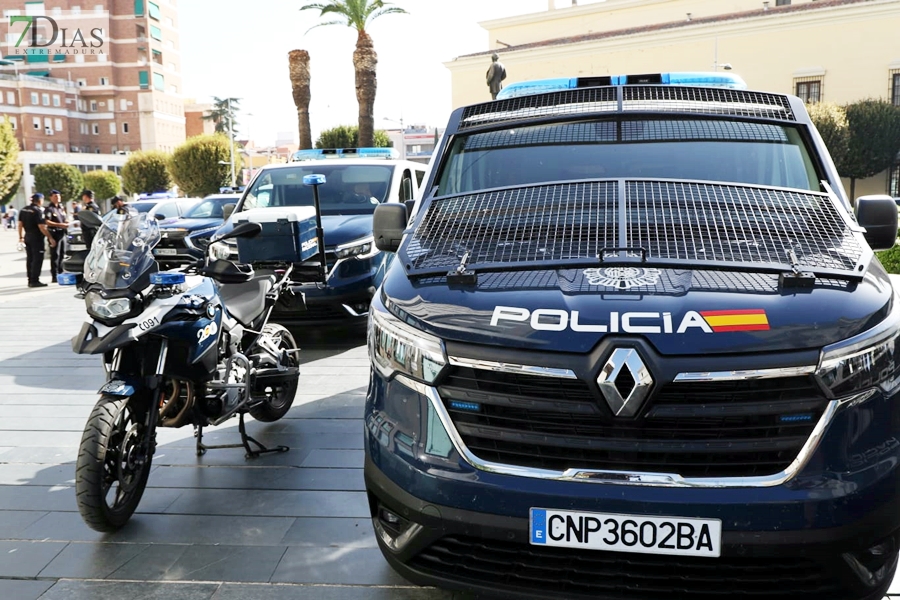 La Policía Nacional celebra su día en Badajoz