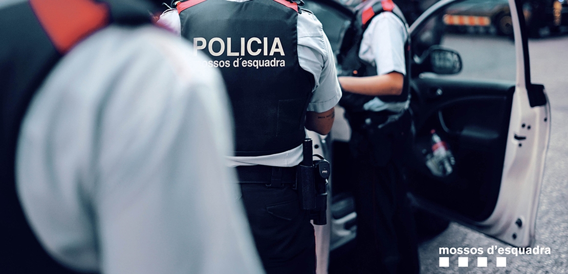 Un niño apuñala a una compañera de clase en Barcelona