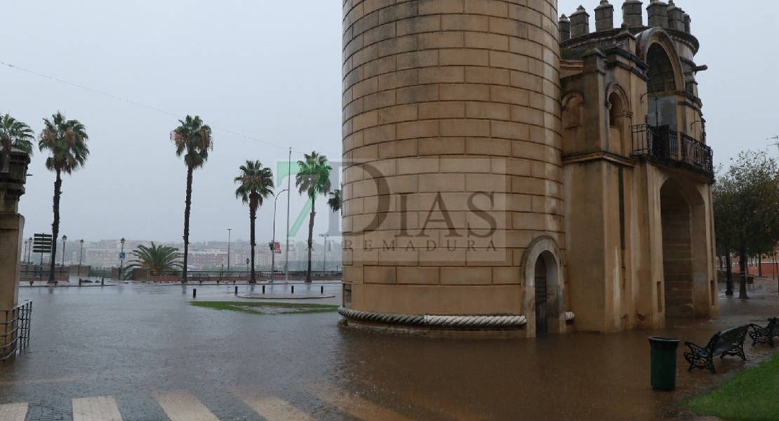 El alcalde habla sobre el temporal en Badajoz: &quot; Hay que prepararse para posible subida del cauce&quot;