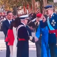 VÍDEO - Monumental pitada a Pedro Sánchez y gritos de “¡Que te vote Txapote!”