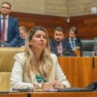 Primeras reacciones tras la dimisión de la consejera de Vox