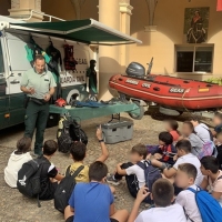 La Guardia Civil abre sus puertas a los más pequeños en Badajoz