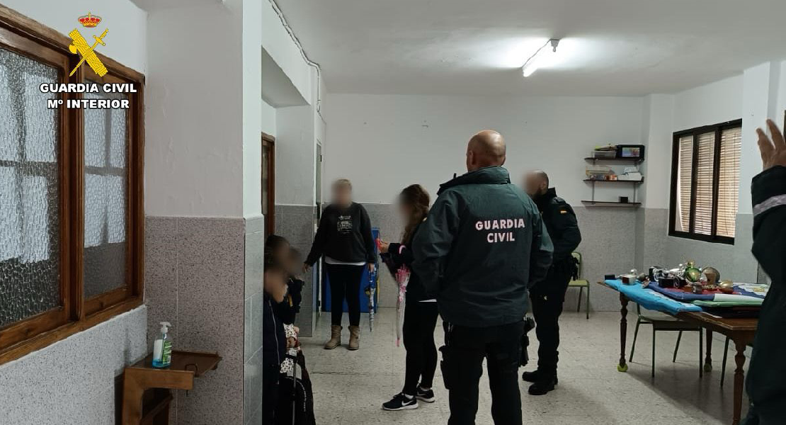 Evacúan a los escolares en un colegio en Montánchez por el temporal