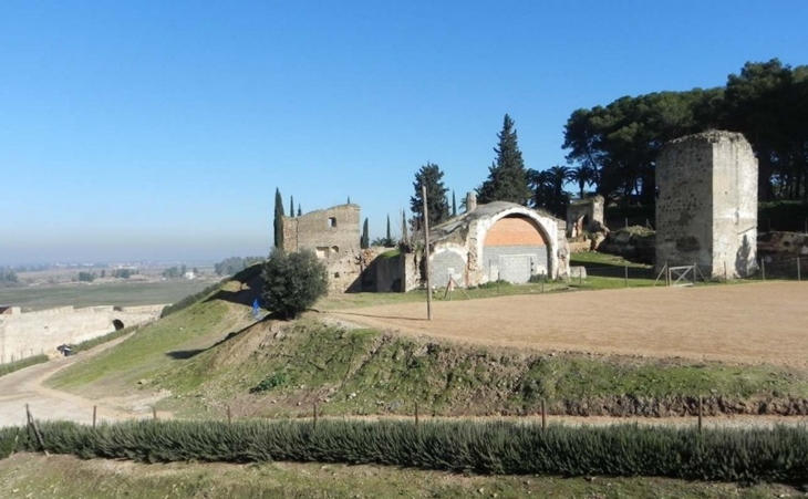 Cierre temporal del acceso a la ladera de la Alcazaba en Badajoz